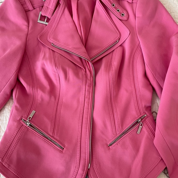 Pink jacket - Picture 3 of 3